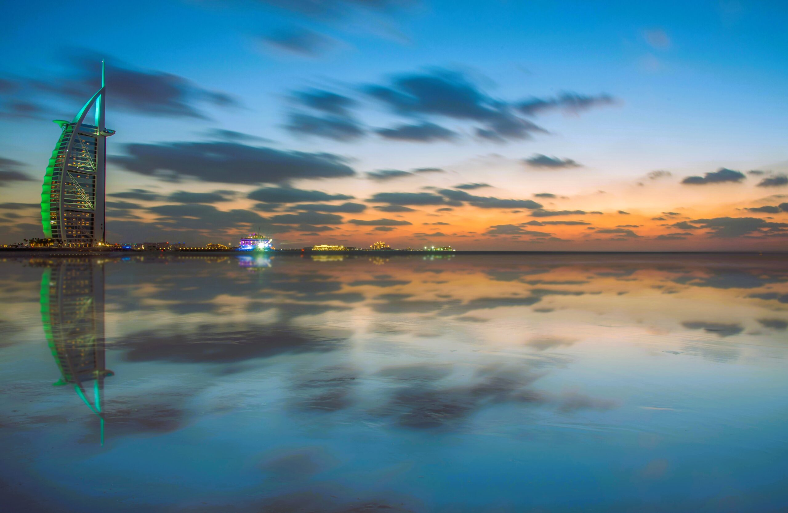 Dubai Guide For Slow And Unhurried Travelers